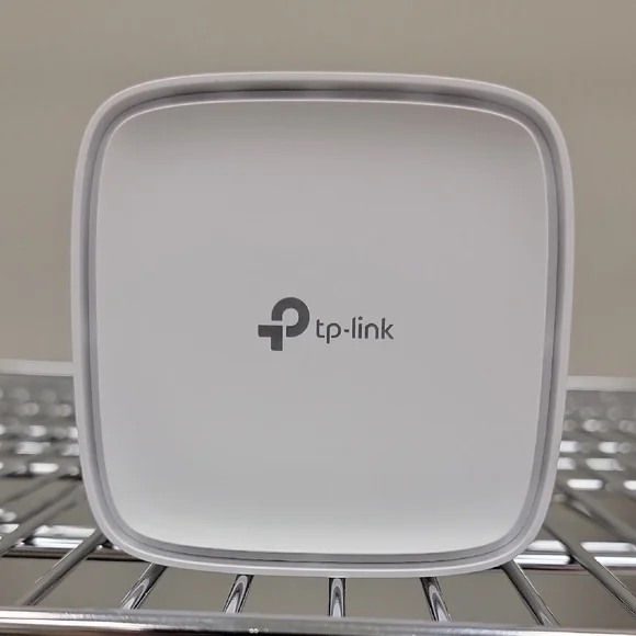 TP-Link Router HX220 AX1800 Mesh Excellent Condition Tested Works. - Picture 1 of 6